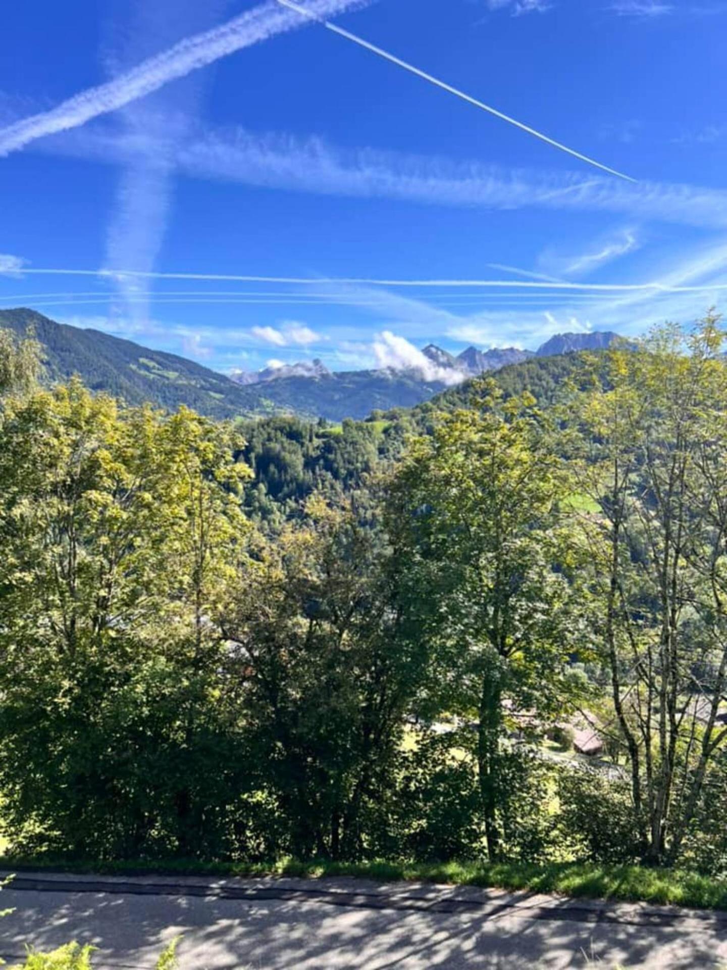 Charming Family Chalet For 8 People, With Private Hot Tub Les Clefs Buitenkant foto